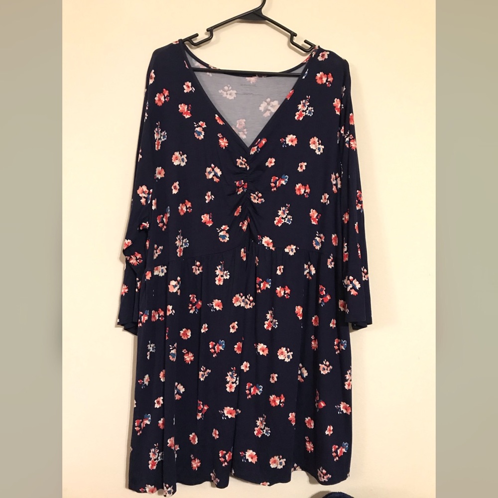 NWOT Maternity Baby Doll Blouse